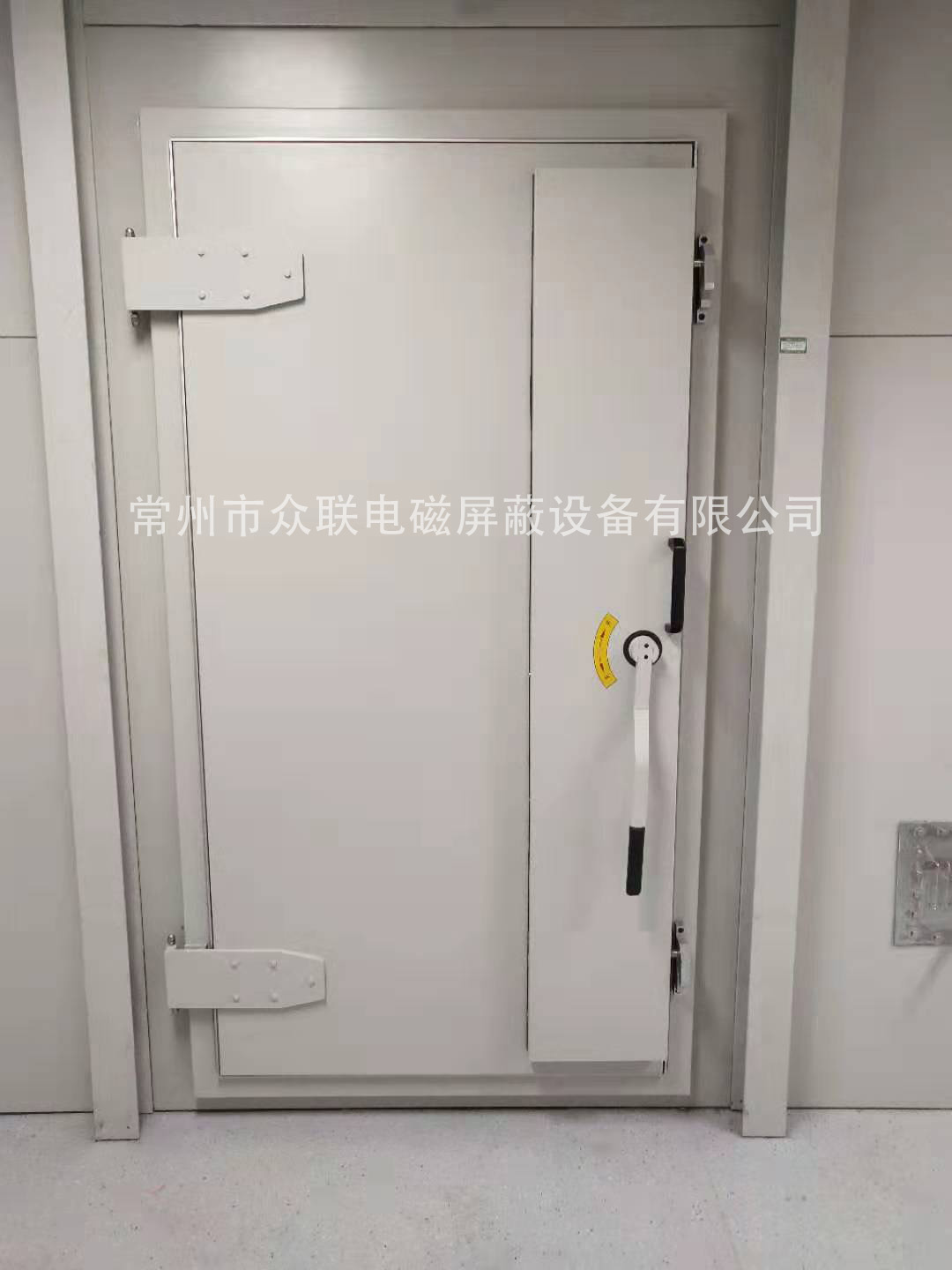 上海復旦大學微波電波暗室